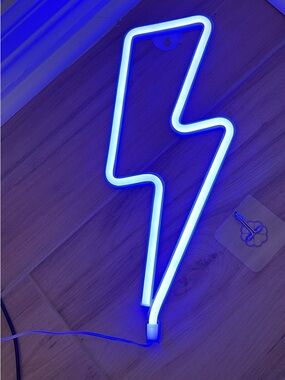 Blue Lightning Bolt Neon Wall Light NEW